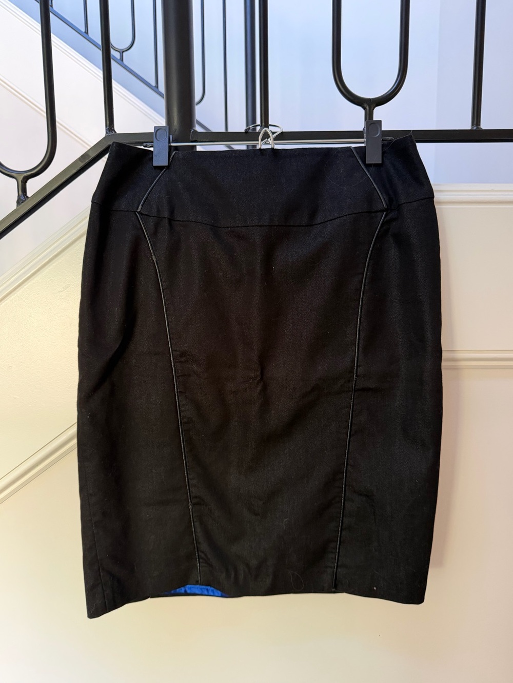 Dalia Collection Black Pencil Skirt Size 8 | Blue Lining | Faux Leather Piping